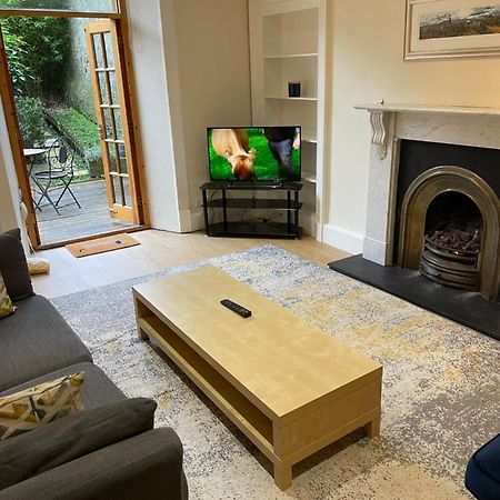 Fantastic Location 10 Mins To Princes Street- 15 To Royal Mile- Main Door-Patio Edinburgh Exterior foto