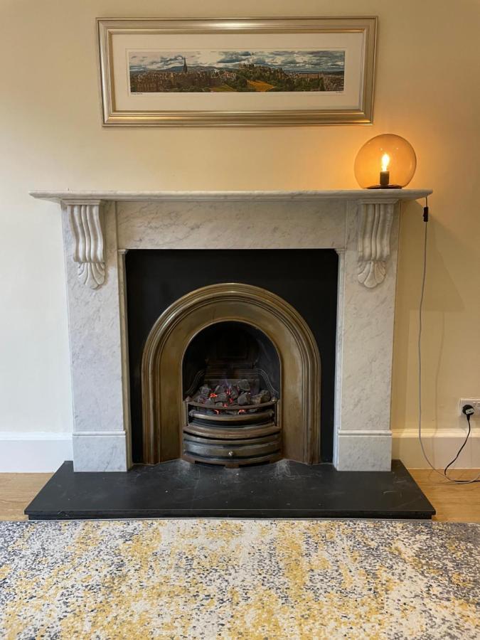 Fantastic Location 10 Mins To Princes Street- 15 To Royal Mile- Main Door-Patio Edinburgh Exterior foto
